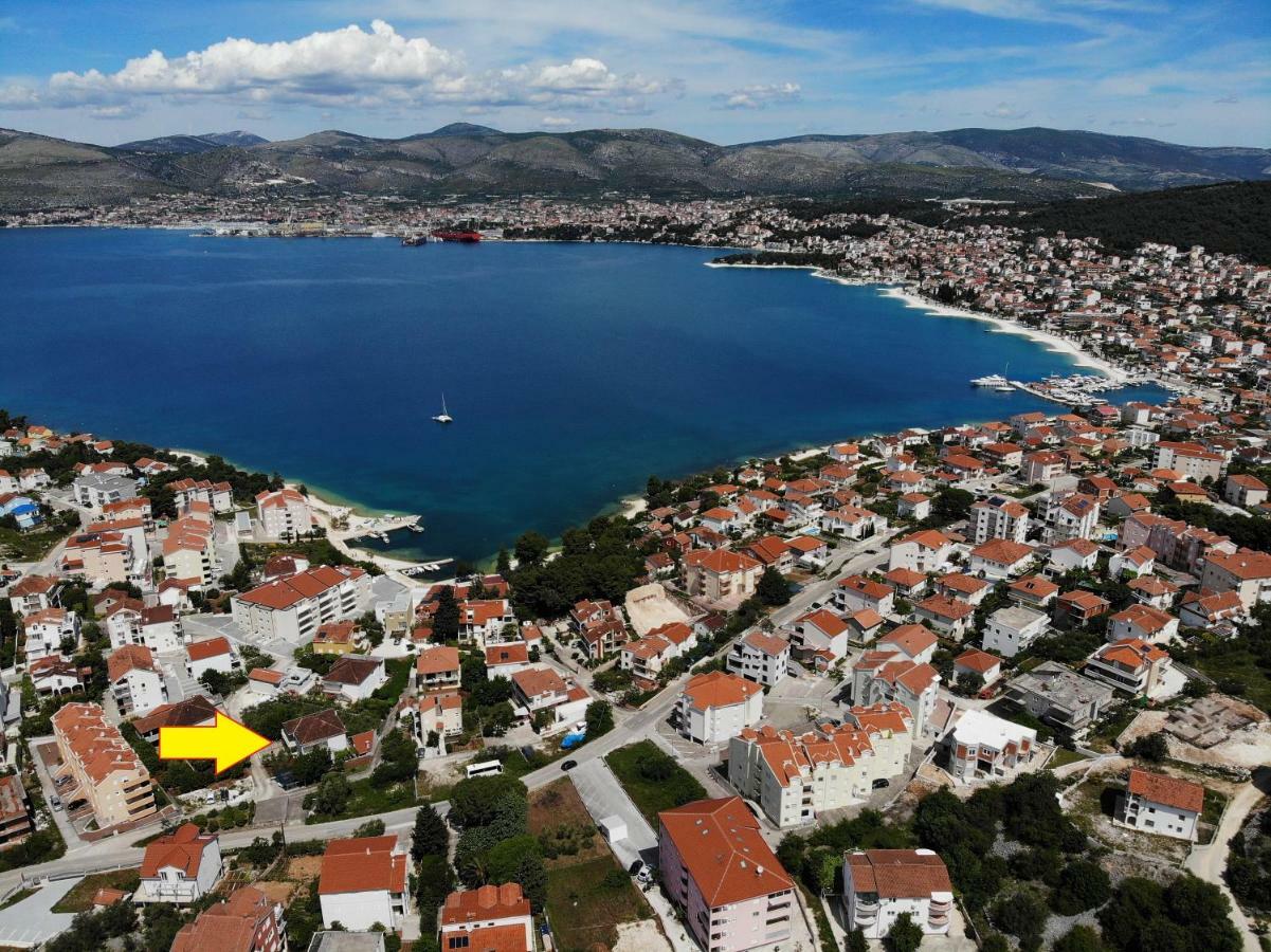 Flora Apartamento Trogir Exterior foto